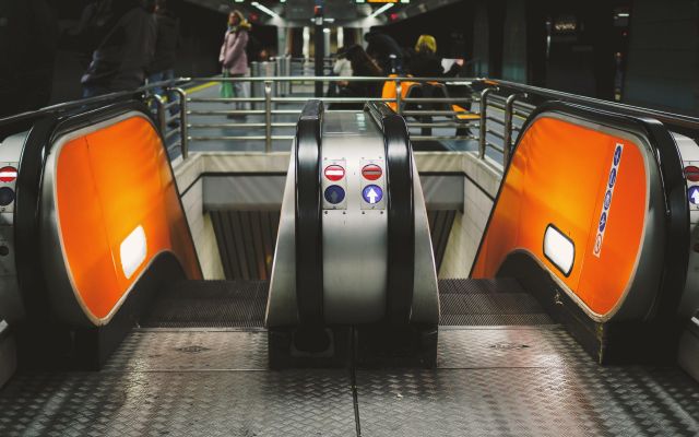 Rolltreppen hoch und runter